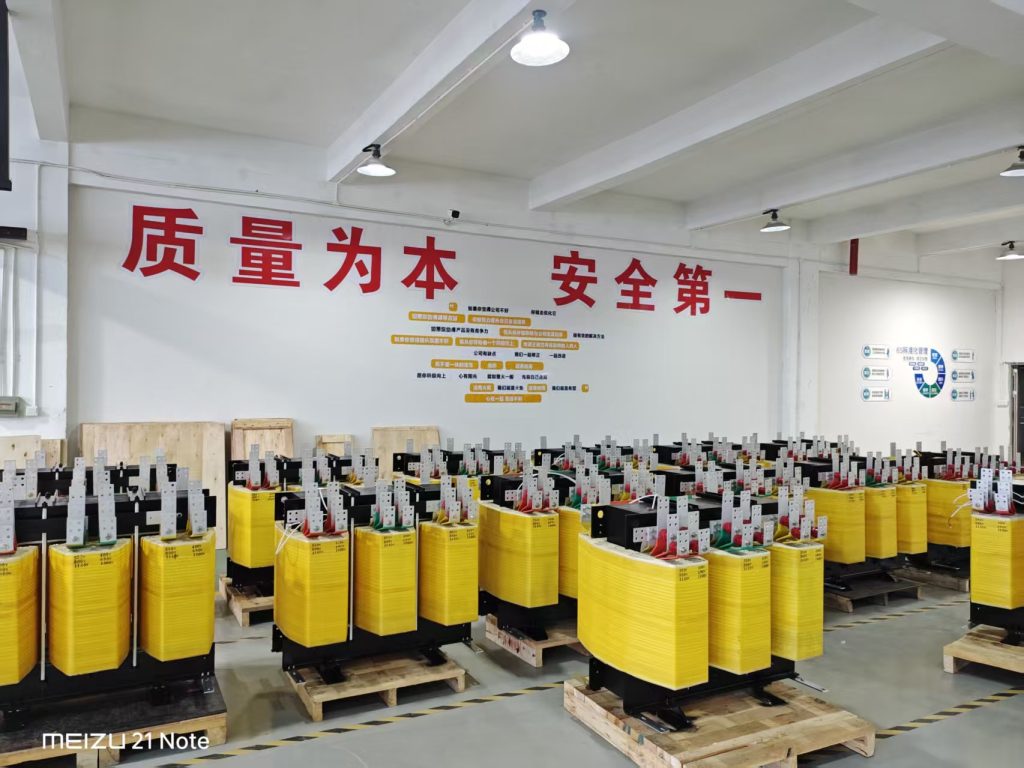光伏储能变压器作用、技术特点及选型应用全解析缩略图 光伏储能变压器作用、技术特点及选型应用全解析缩略图